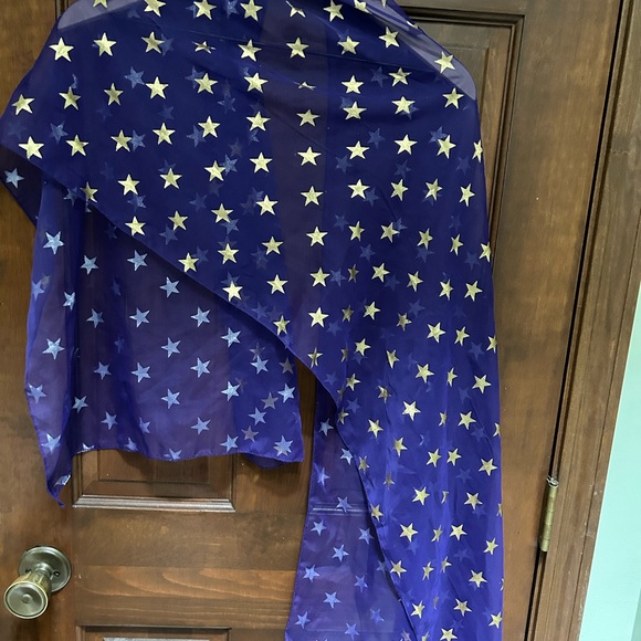 Pre-loved polyester Purple and Gold foil Star printed scarf. Made in Korea. - Picture 8 of 8
